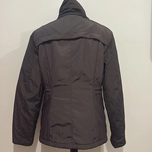 Weatherproof Jacket - Picture 3 of 7